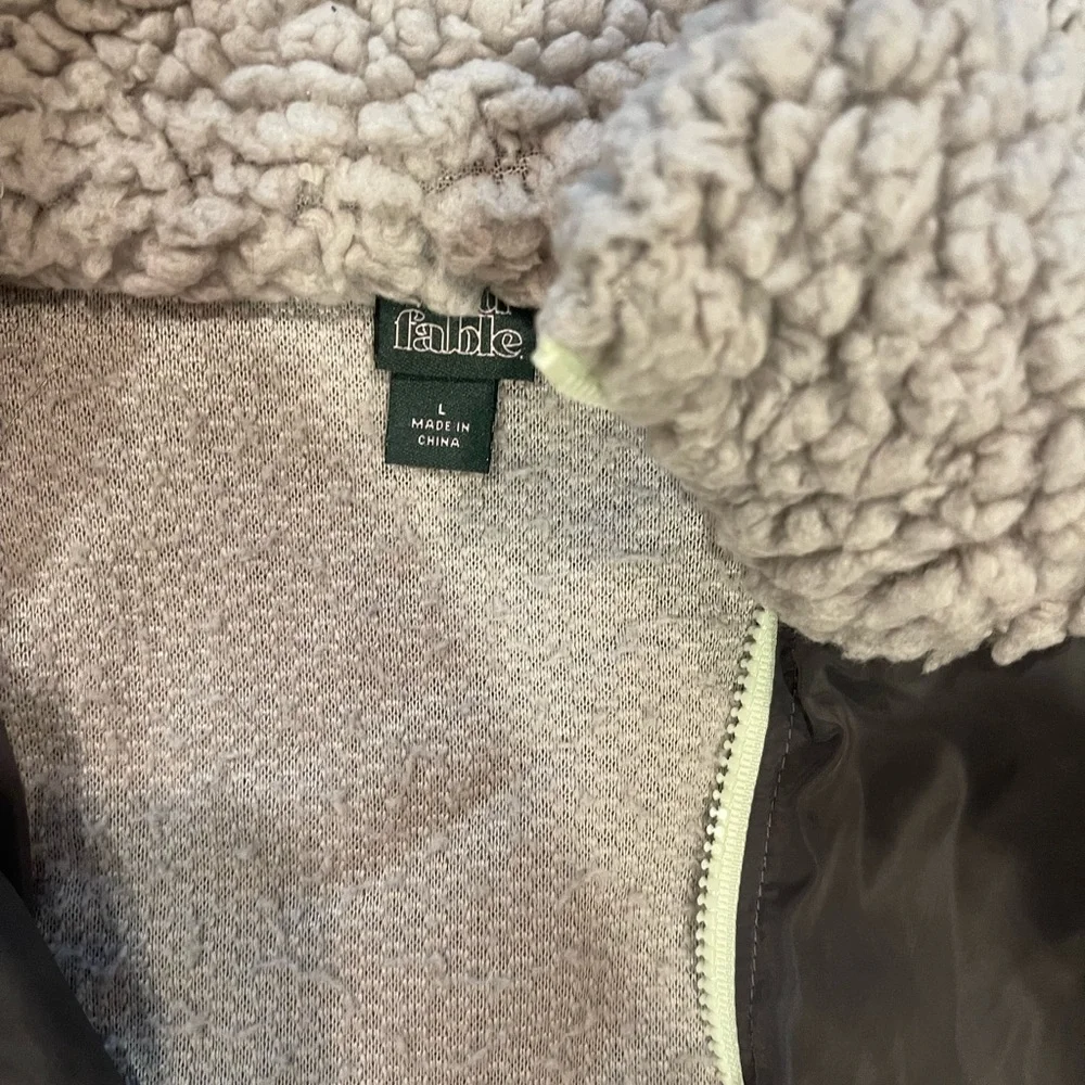 Sweatshirt - Picture 3 of 3